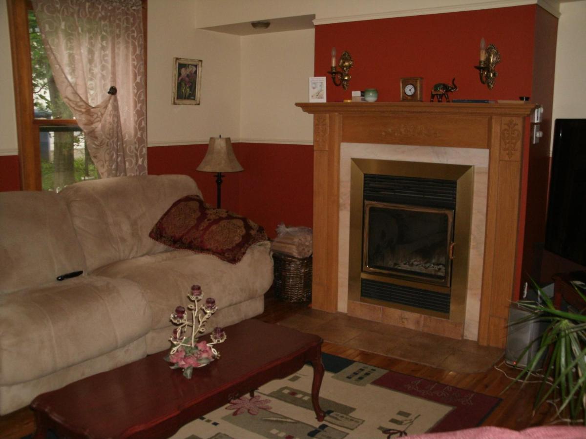 Bed and Breakfast Ici et Maintenant à Magog Extérieur photo